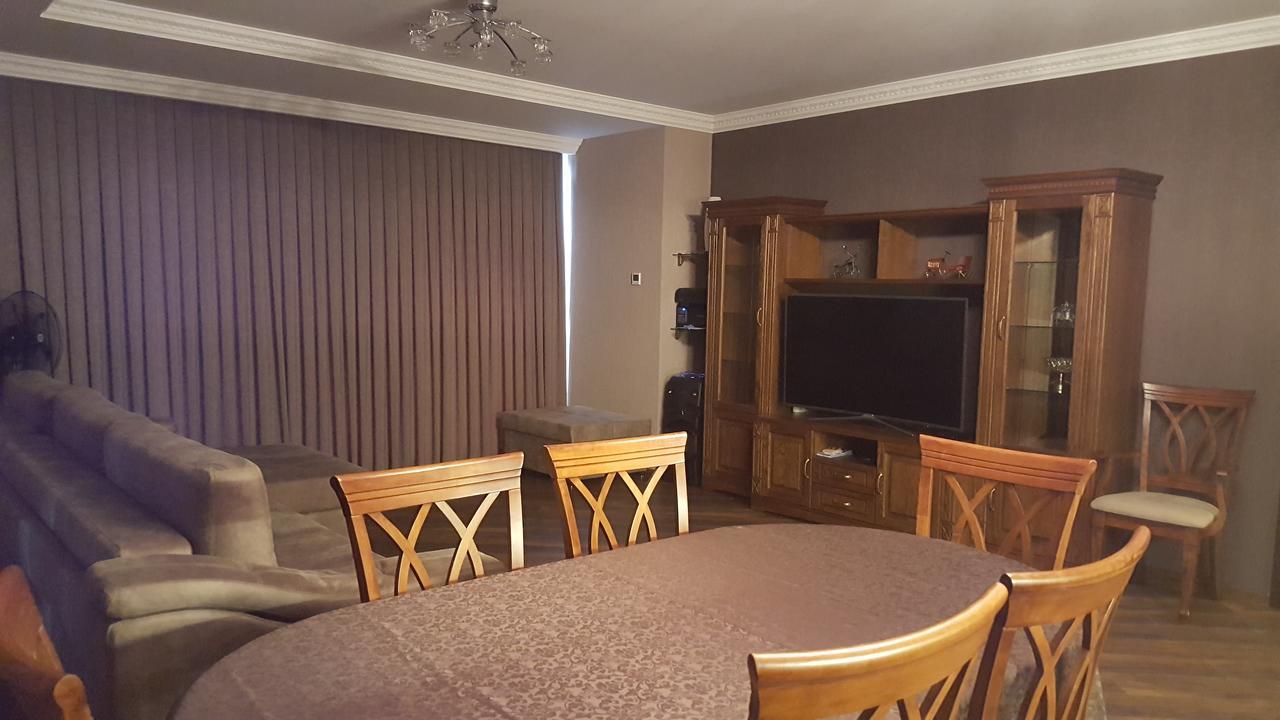 Mimino Apartment Deluxe First Line Batumi Eksteriør bilde